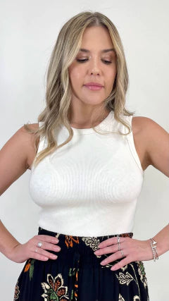 REGATA CANELADA LUIZA (VÁRIAS CORES DISPONÍVEIS)