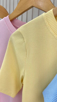 CROPPED CANELADO BIA (VÁRIAS CORES DISPONÍVEIS)